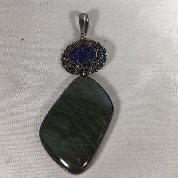 Large Sajen Offerings Labradorite Druzy Pendant - Picture 2 of 3